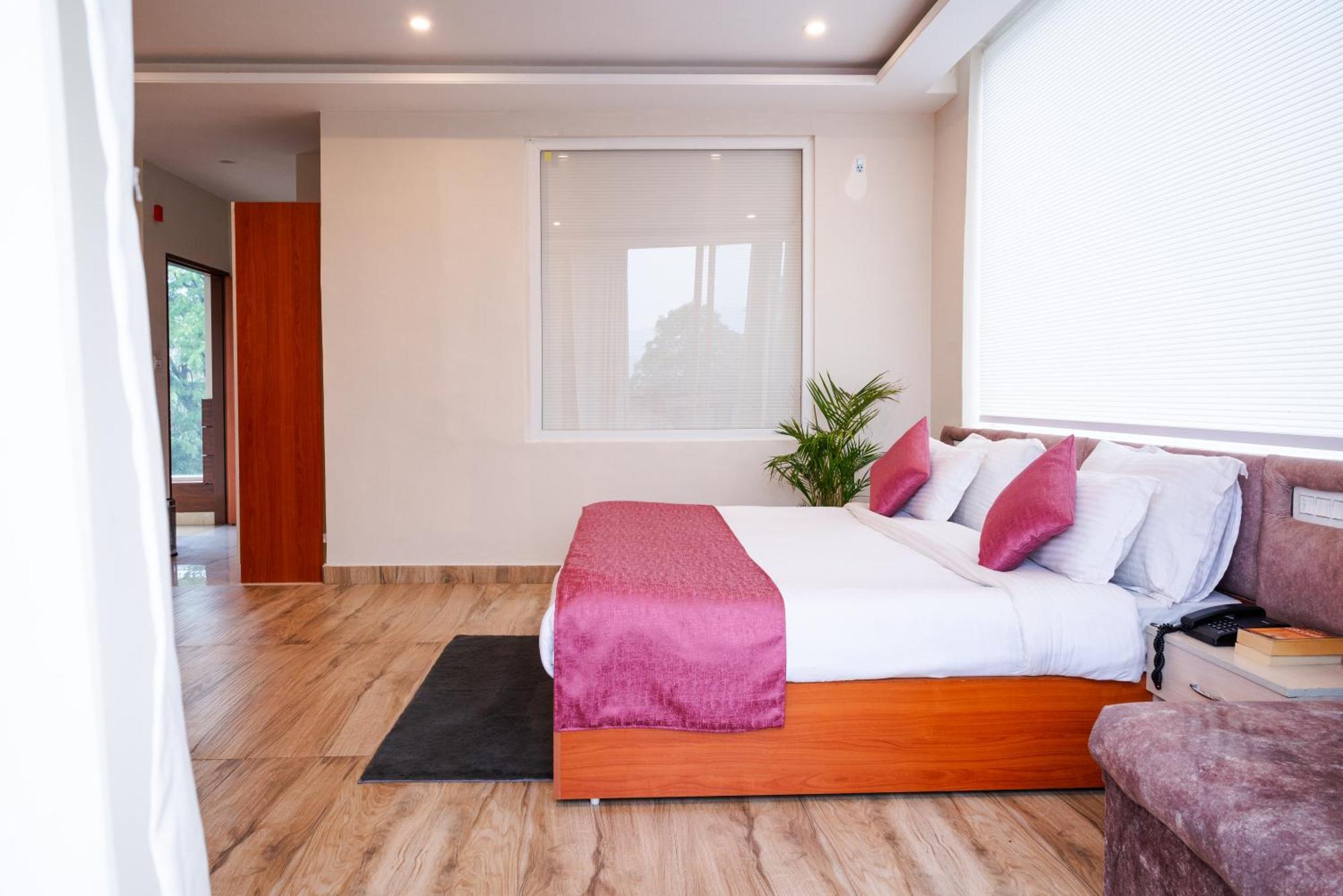 Hotel Sagar Residency - Best Mountain View Hotel In Pālampur Exteriér fotografie